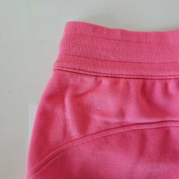 NWT LULULEMON SAKP Sakura Pink Scuba High Rise 5" Shorts 6, 10 - Picture 6 of 7